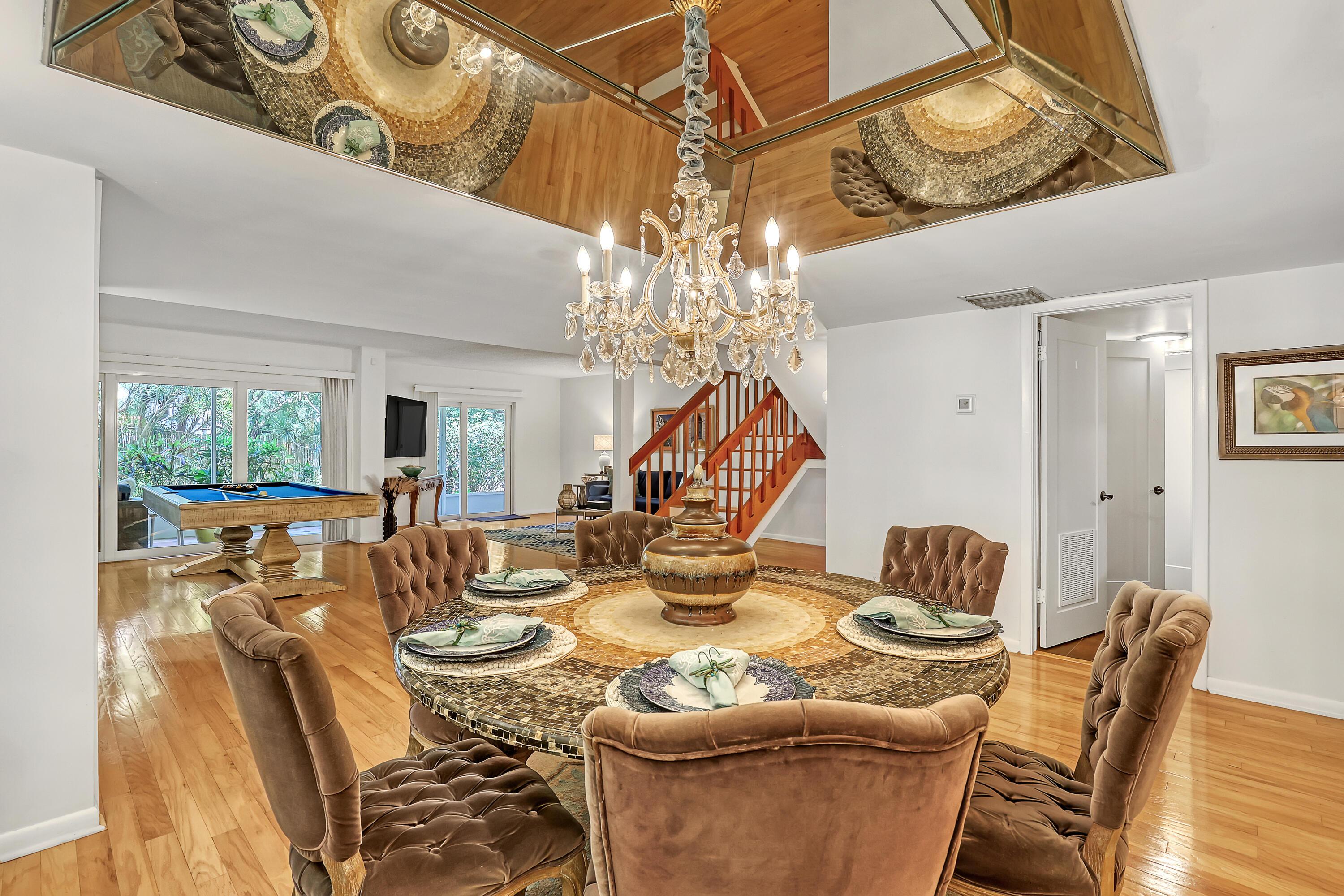 Image 2: Open , spacious and bright.