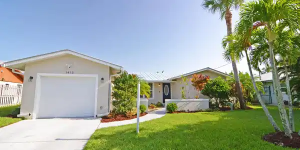 1413 SW Seagull Way