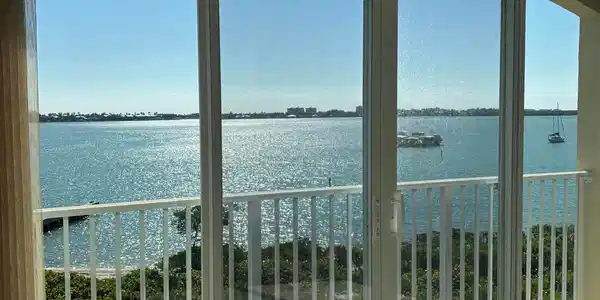 20 Harbour Isle Drive W