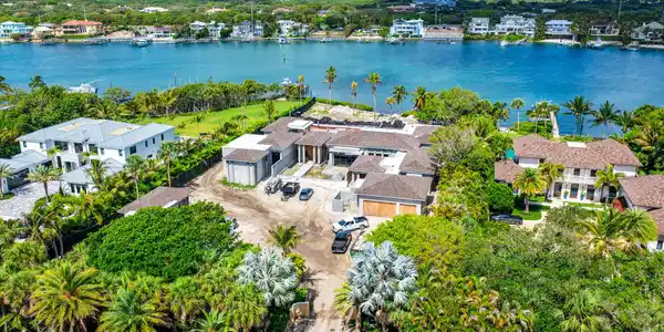 508 S Beach Road