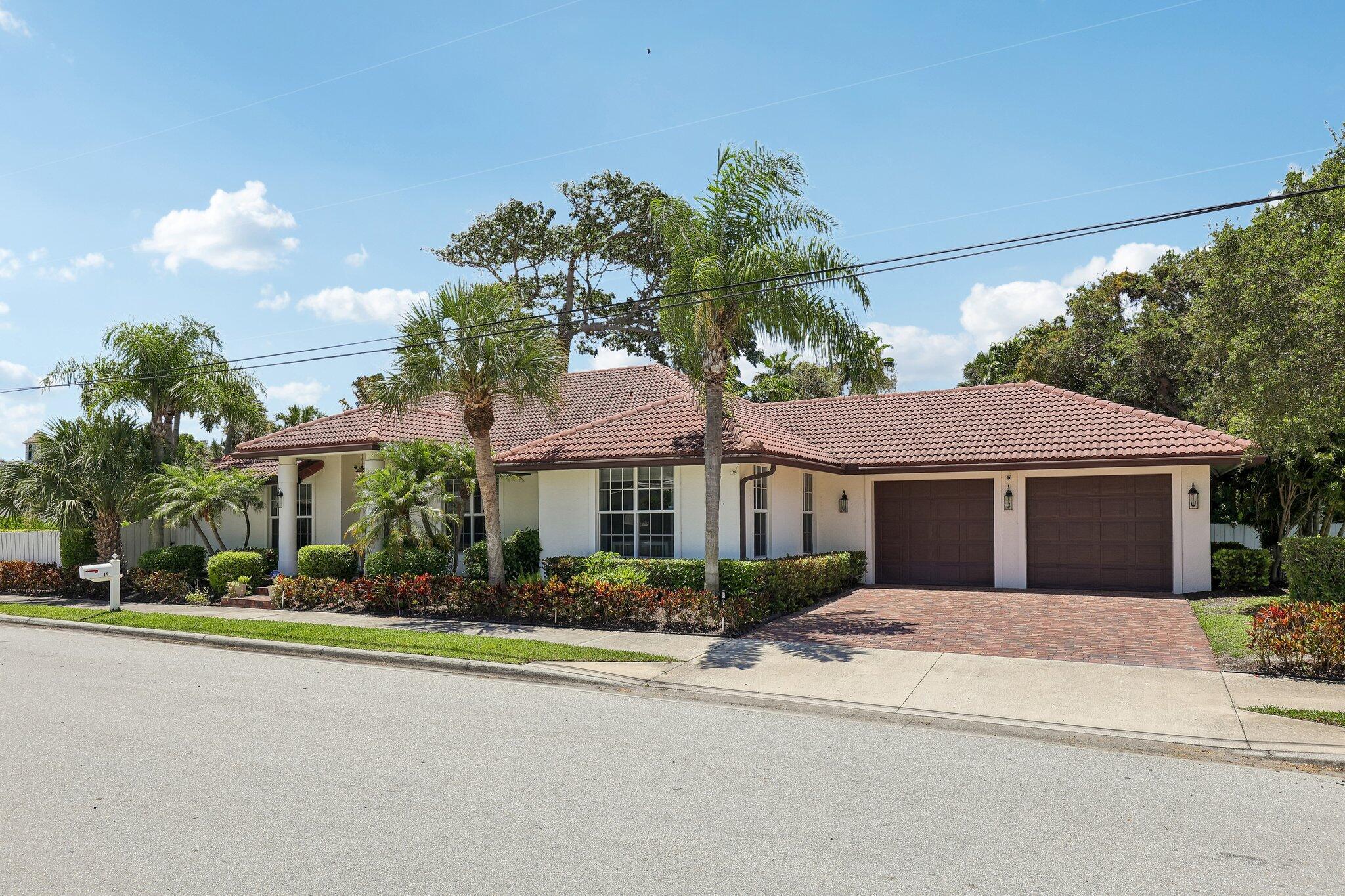 Image 3: Front of Home