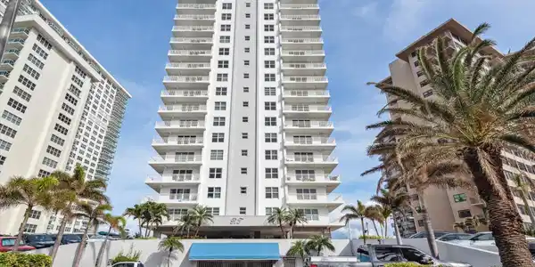 3850 Galt Ocean Dr