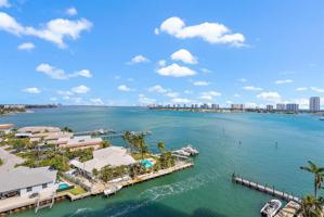 2650 Lake Shore Drive