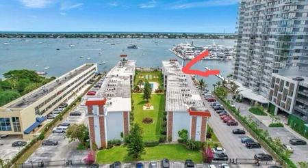 4500 N Flagler Drive