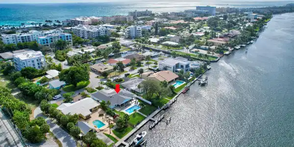 89 SE 18th Avenue