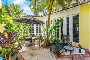 301 Australian Avenue