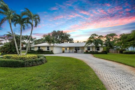 1224 NW Spruce Ridge Drive