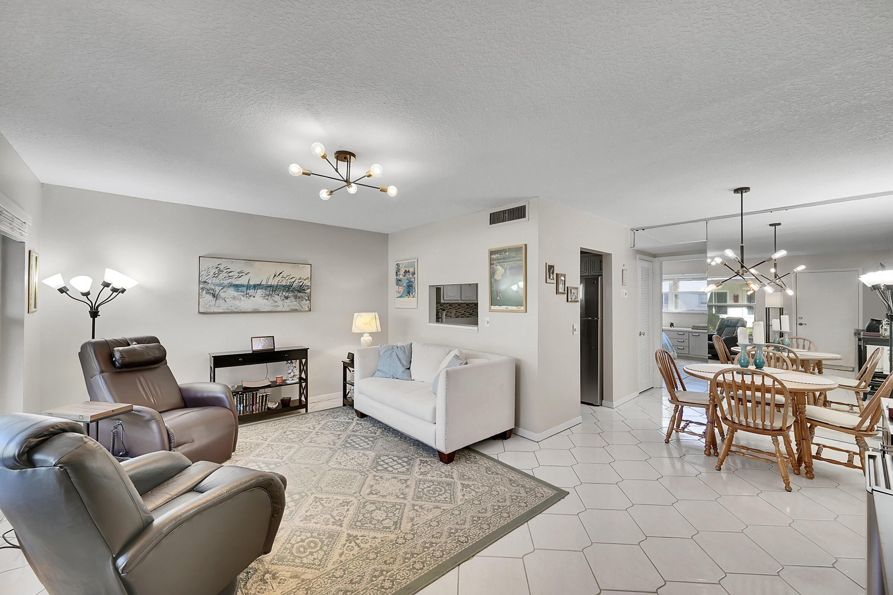 Image 4: Great floor plan