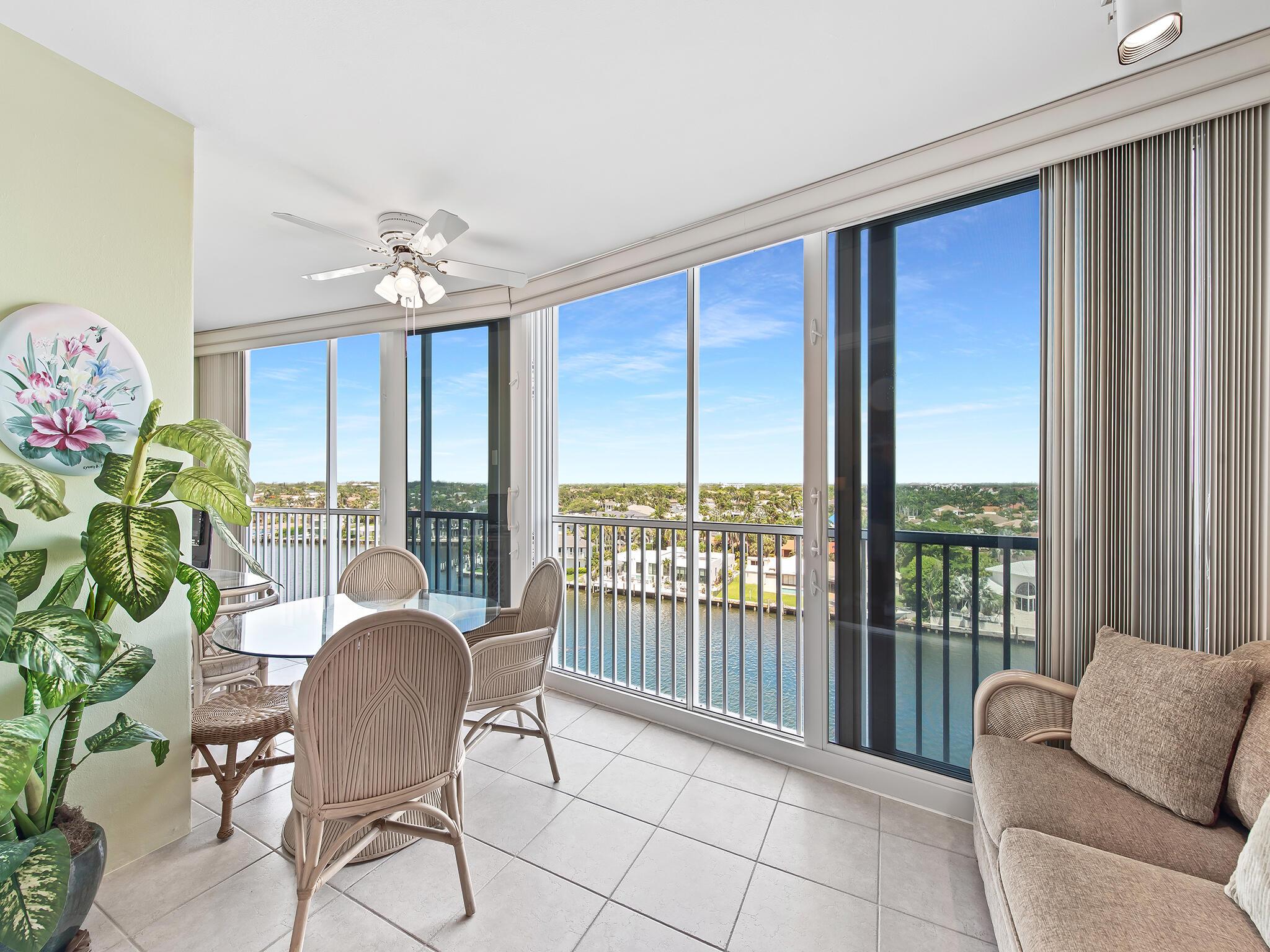 Image 3: Balcony
