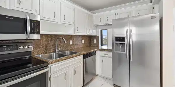 4500 N Federal Highway