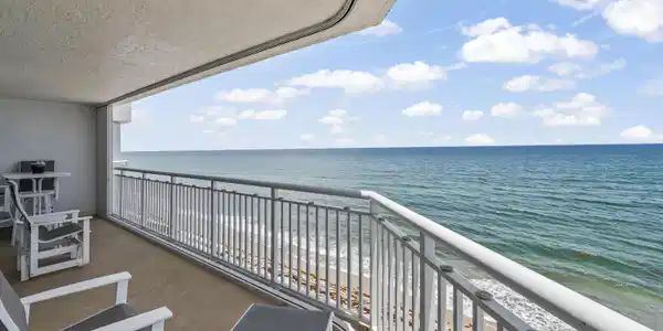 Image 3: 02 - balcony