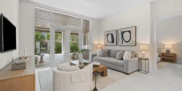 220 SE Mizner Boulevard