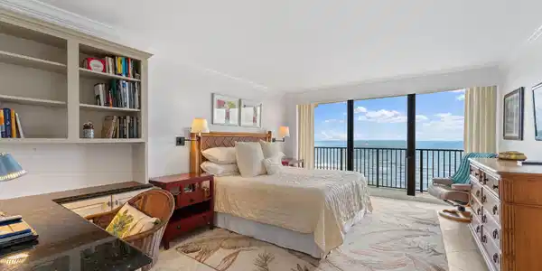 400 Beach Road