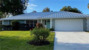 35 Forest Park Dr
