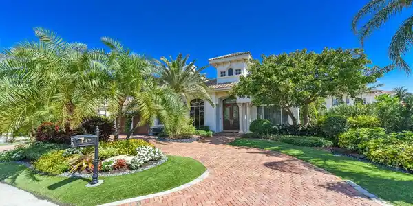 147 Thatch Palm Cove