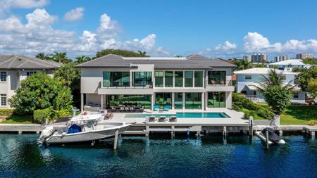 2900 NE 7th Drive