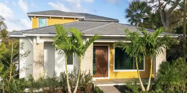 432 NW North River Drive