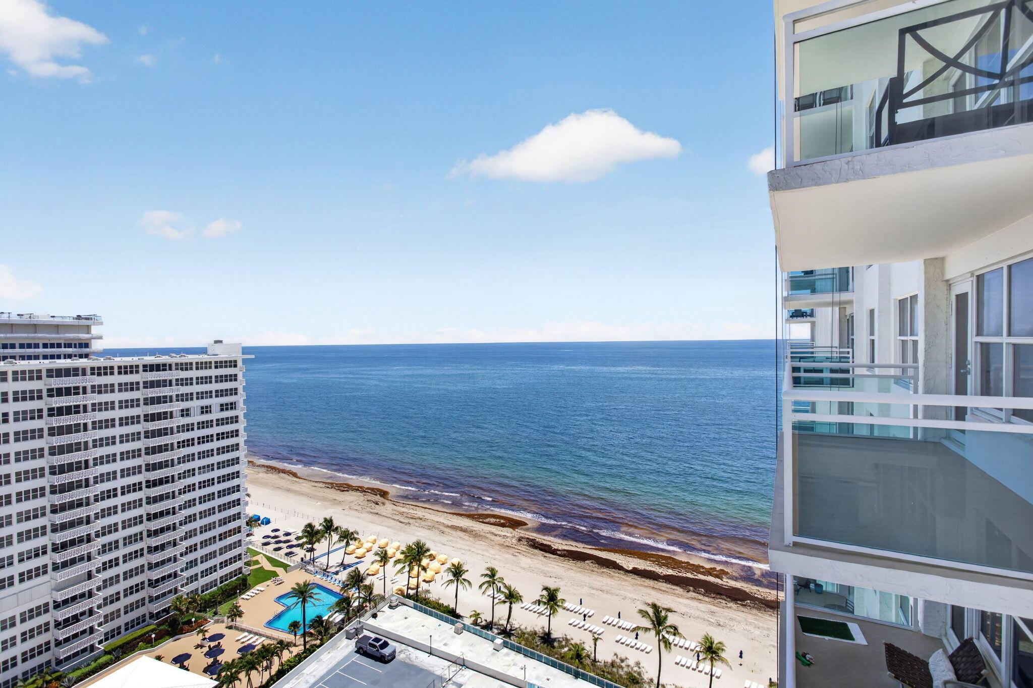 Image 2: Beautiful Ocean View from Balcony!