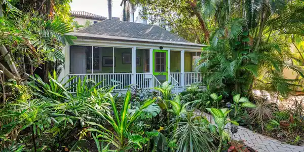 228 Phipps