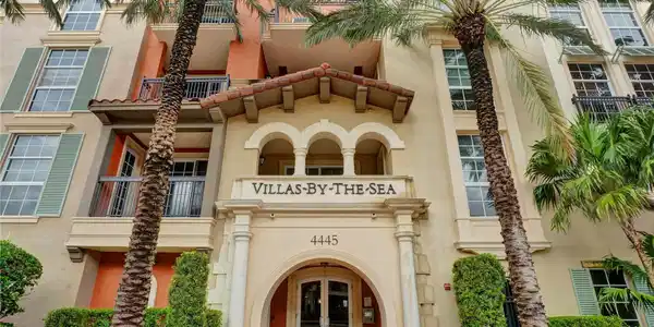 4445 El Mar Dr