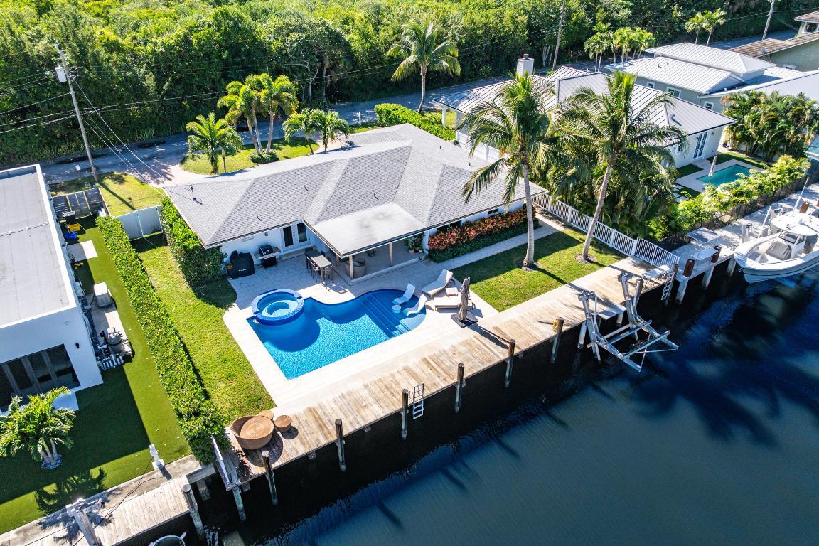 Image 2: 037-150PeriwinkleDrive-Hypoluxo-FL-33462