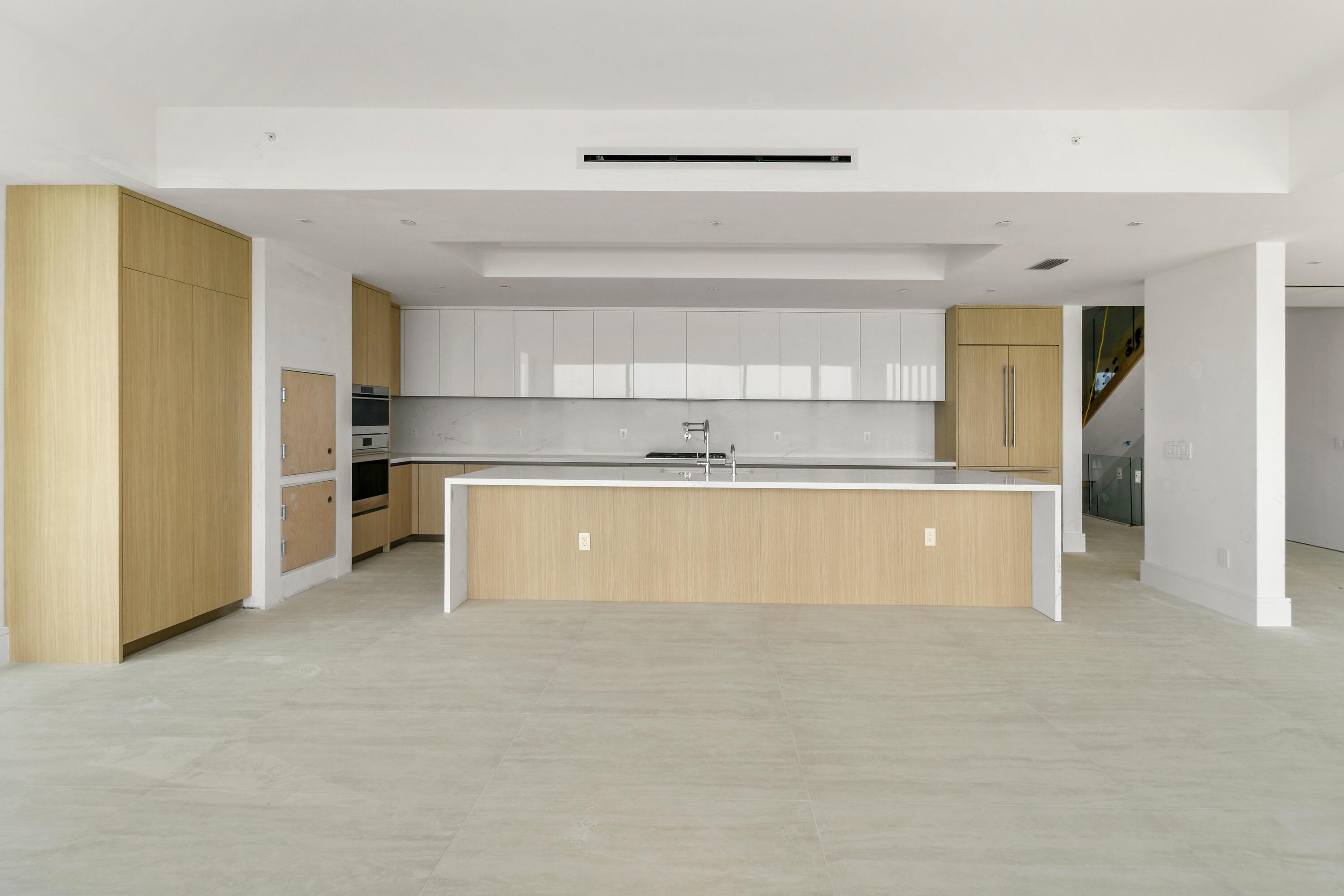 Image 2: Construction progress from Residence 13