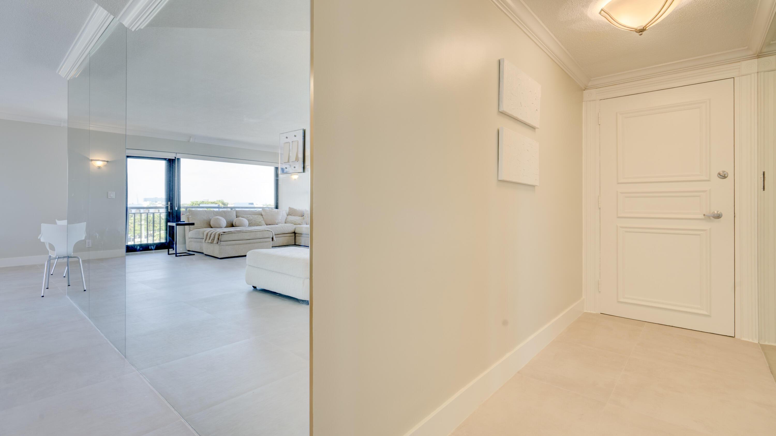 Image 2: 3800 galt ocean drive-33
