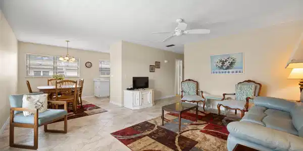 3 Vista Gardens Trail