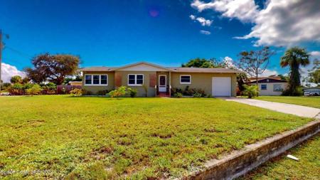 1326 Sun Circle E