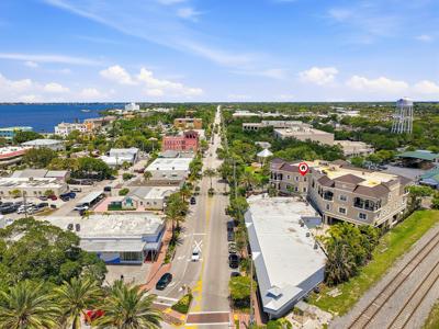50 SE Ocean Boulevard