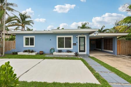 2304 SE 13th Court