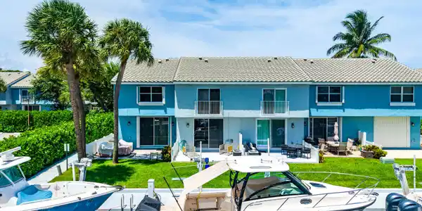 Image 3: 045-968JefferyStreet-BocaRaton-FL-33487-