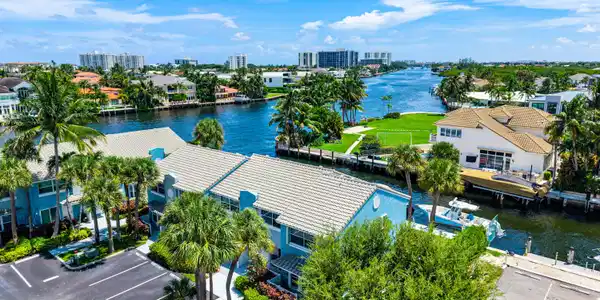 Image 4: 051-968JefferyStreet-BocaRaton-FL-33487-