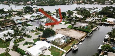 24 Leeward Circle