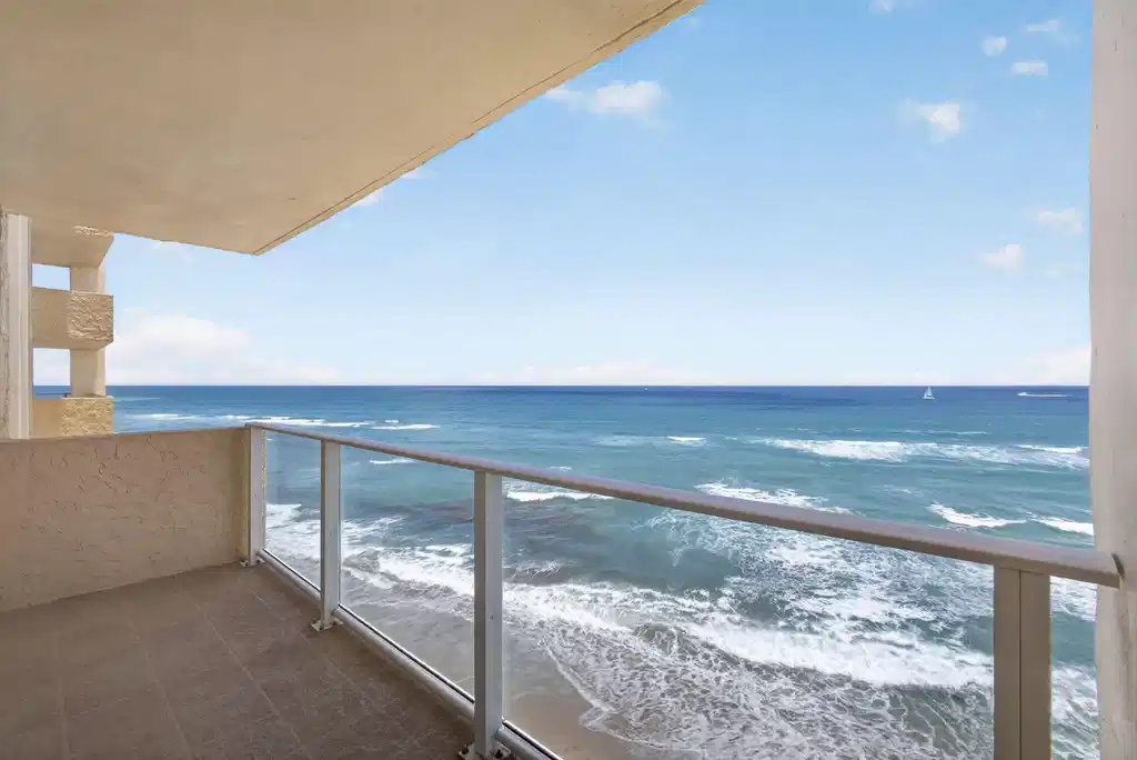 Image 1: BALCONY