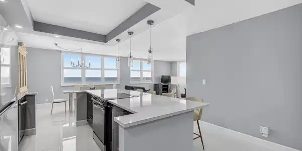 Image 2: KITCHEN