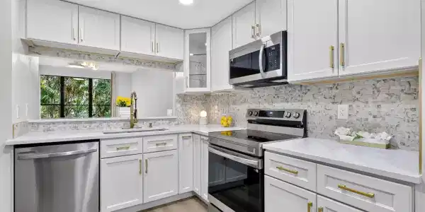 5250 SE Seascape Way