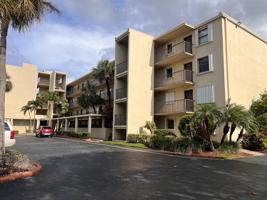 890 N Federal Highway