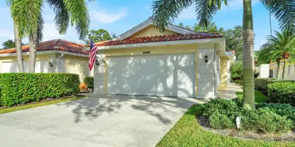 2493 SW Parkside Drive