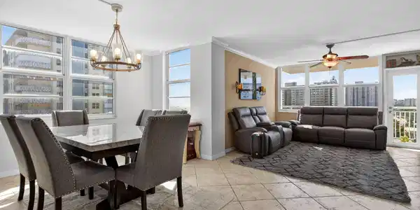 301 N Ocean Boulevard