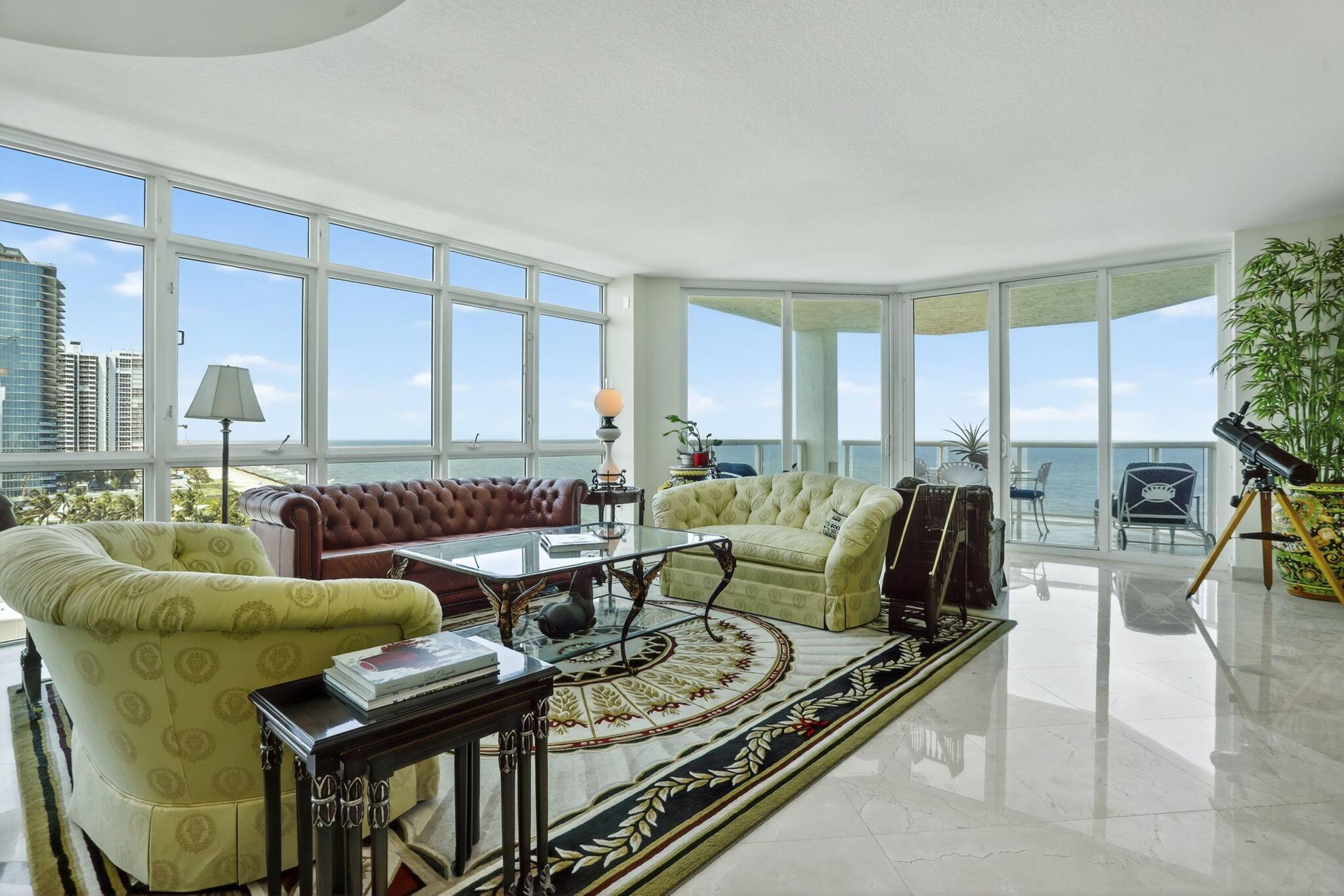 Image 4: Lots of Natural Light
