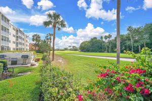 200 E Royal Palm Road