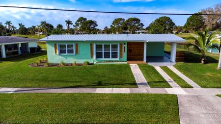 2964 SE Treasure Island Road