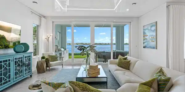 Image 3: 100 Water Club Ct N_Living Room