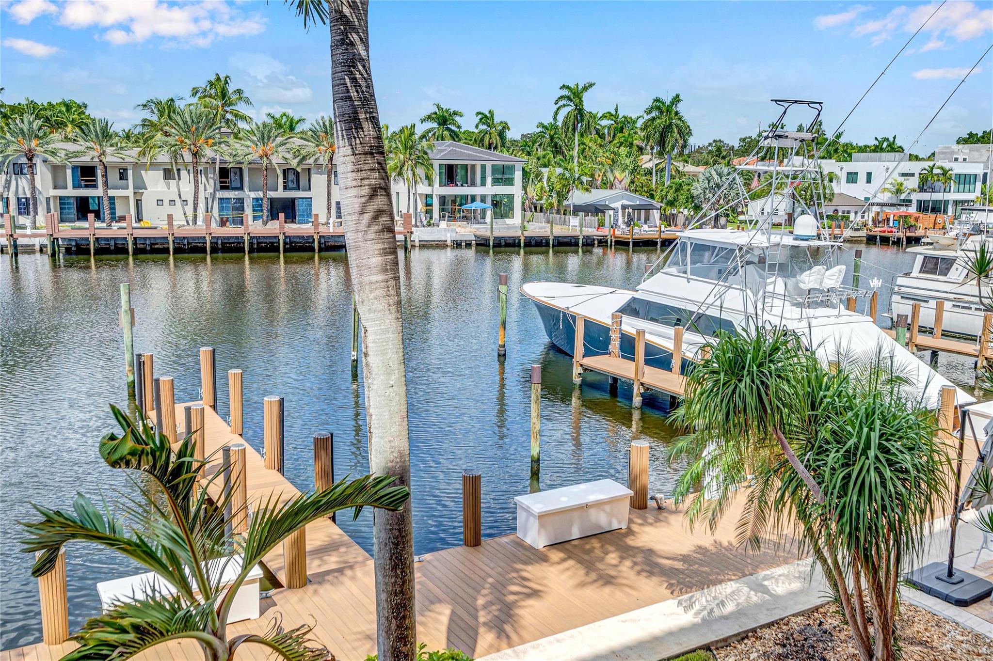 25 Hendricks Isle, Fort Lauderdale, FL lhrmls01801058