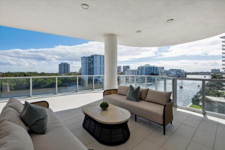 920 Intracoastal Dr