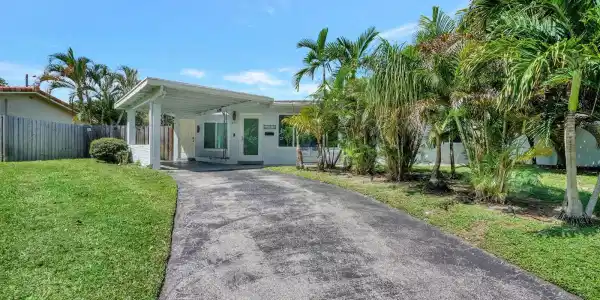 809 SE 14th Court