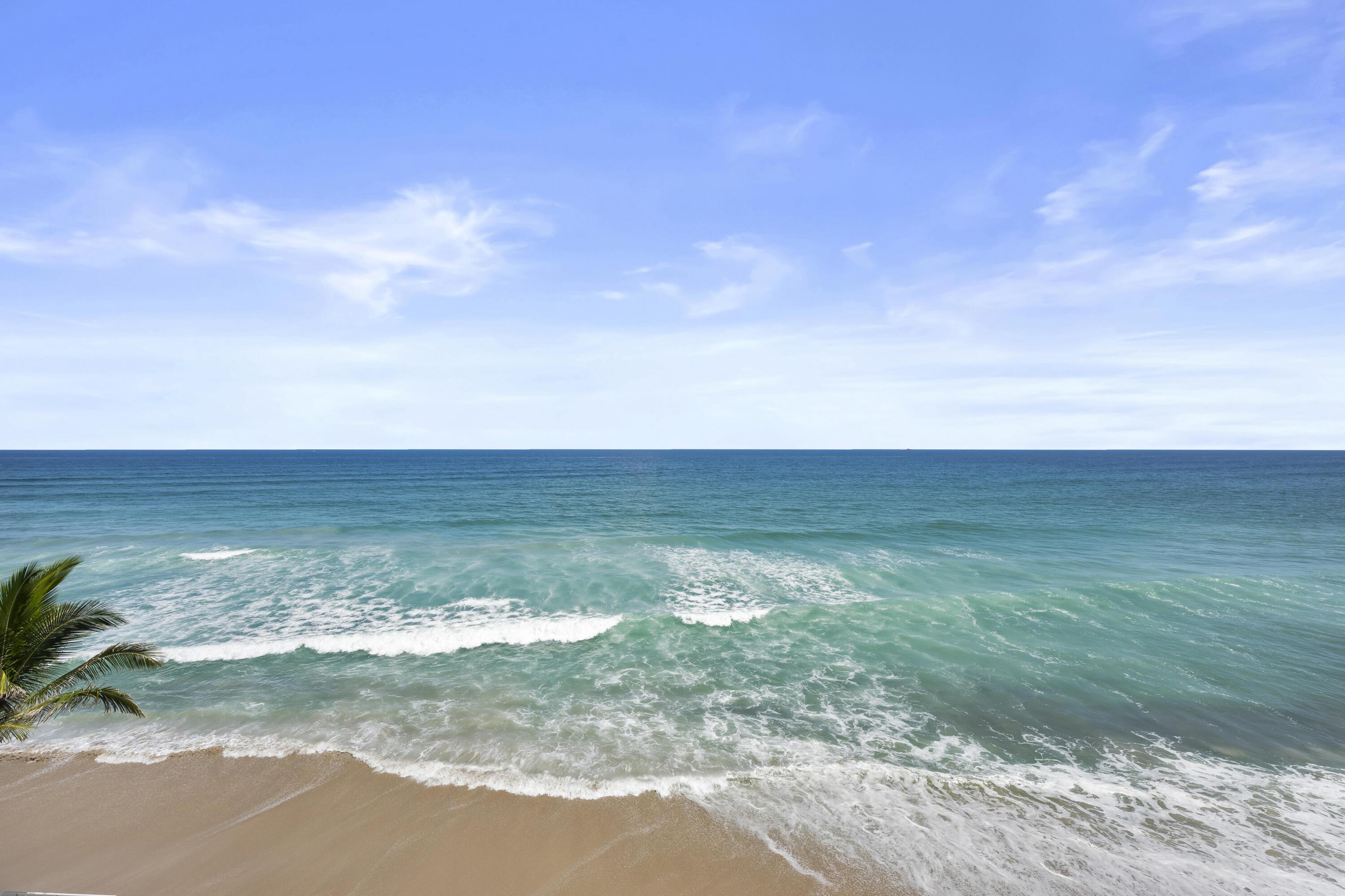 Image 2: OCEANFRONT