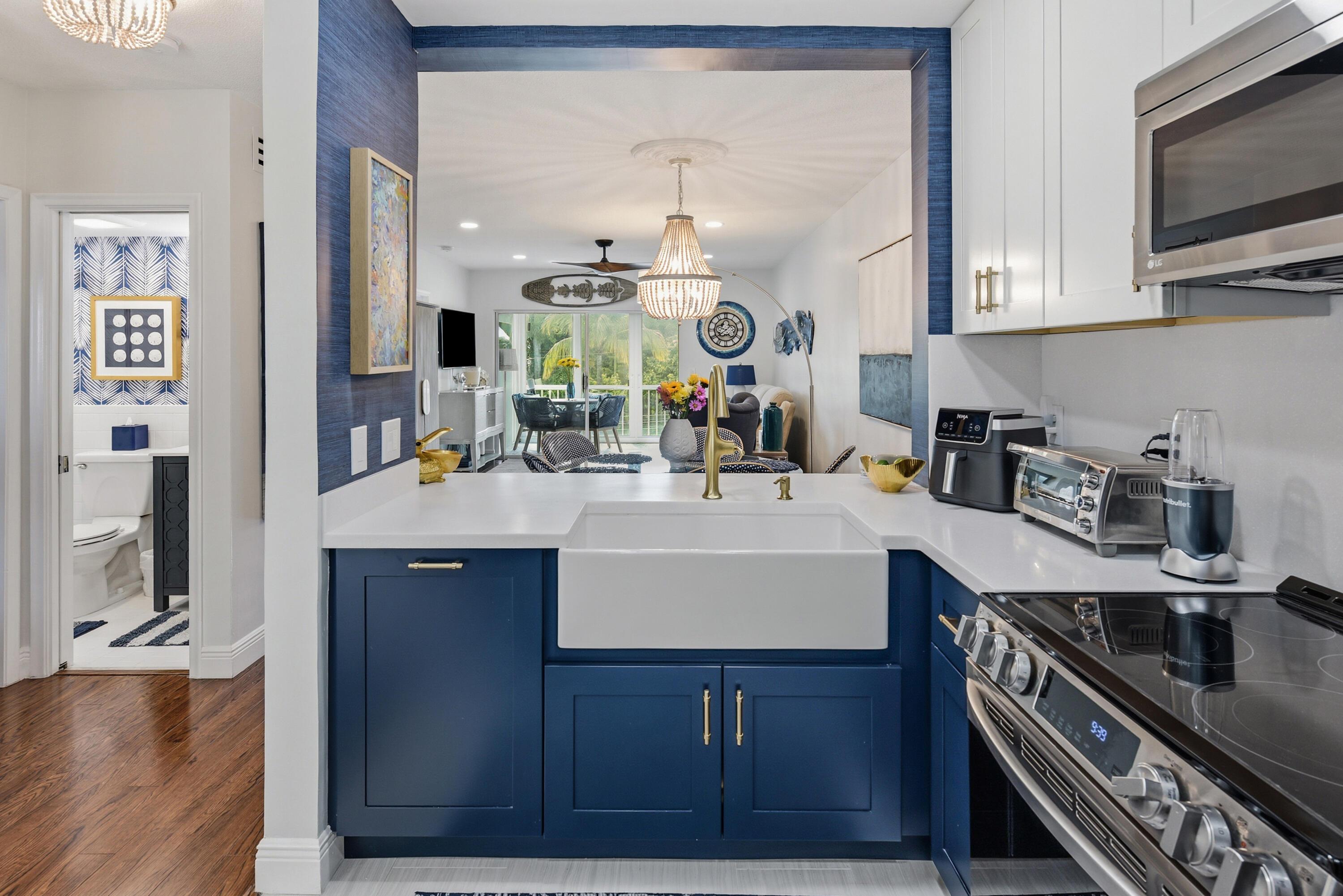Image 4: 6530 N Ocean Blvd_#307_Jody Cologirone_4
