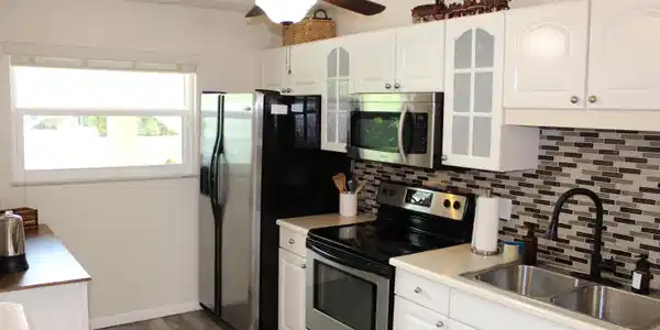 Image 2: Upgraded Kitchen